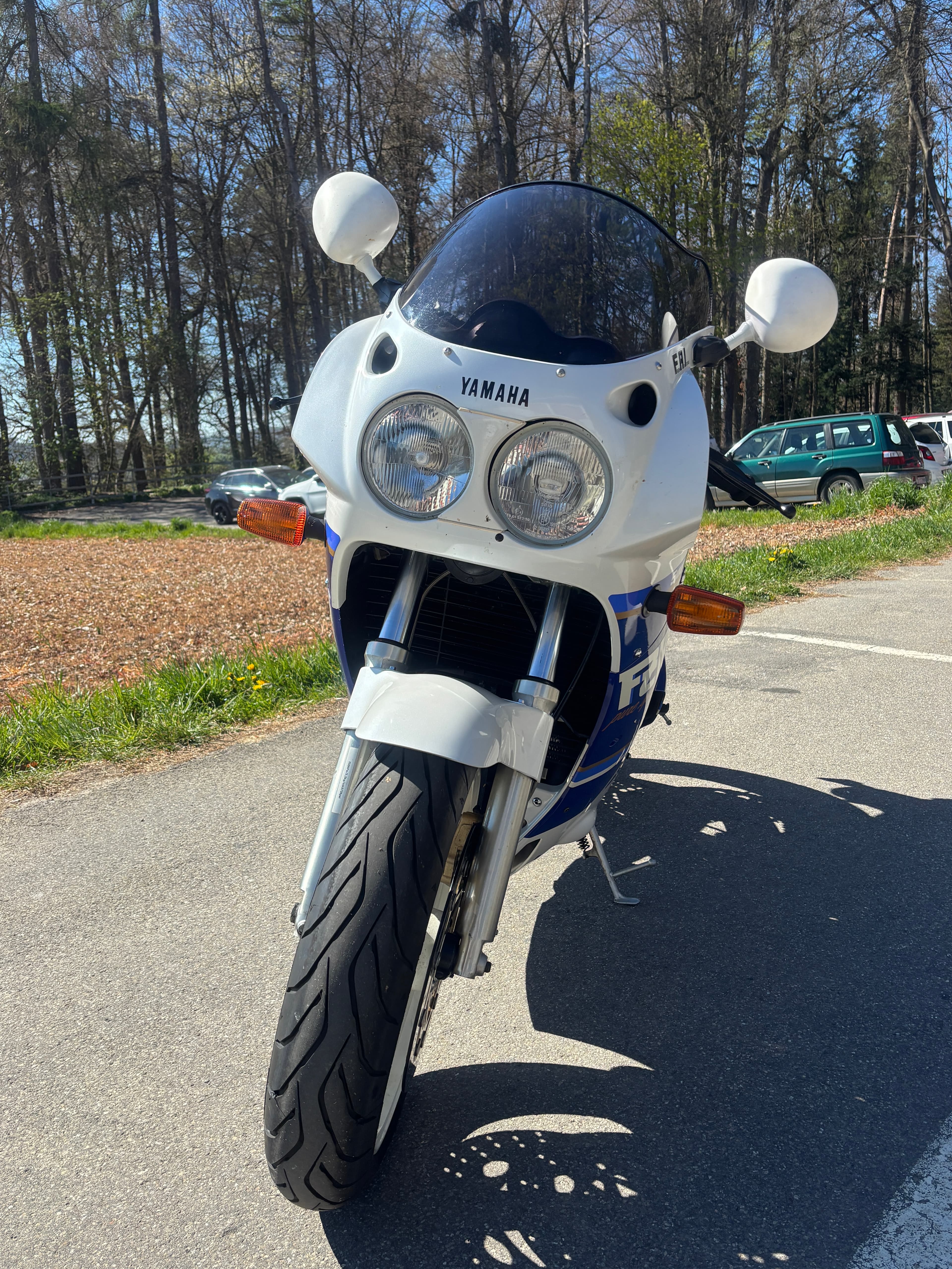 1988 Yamaha FZR 1000 Genesis