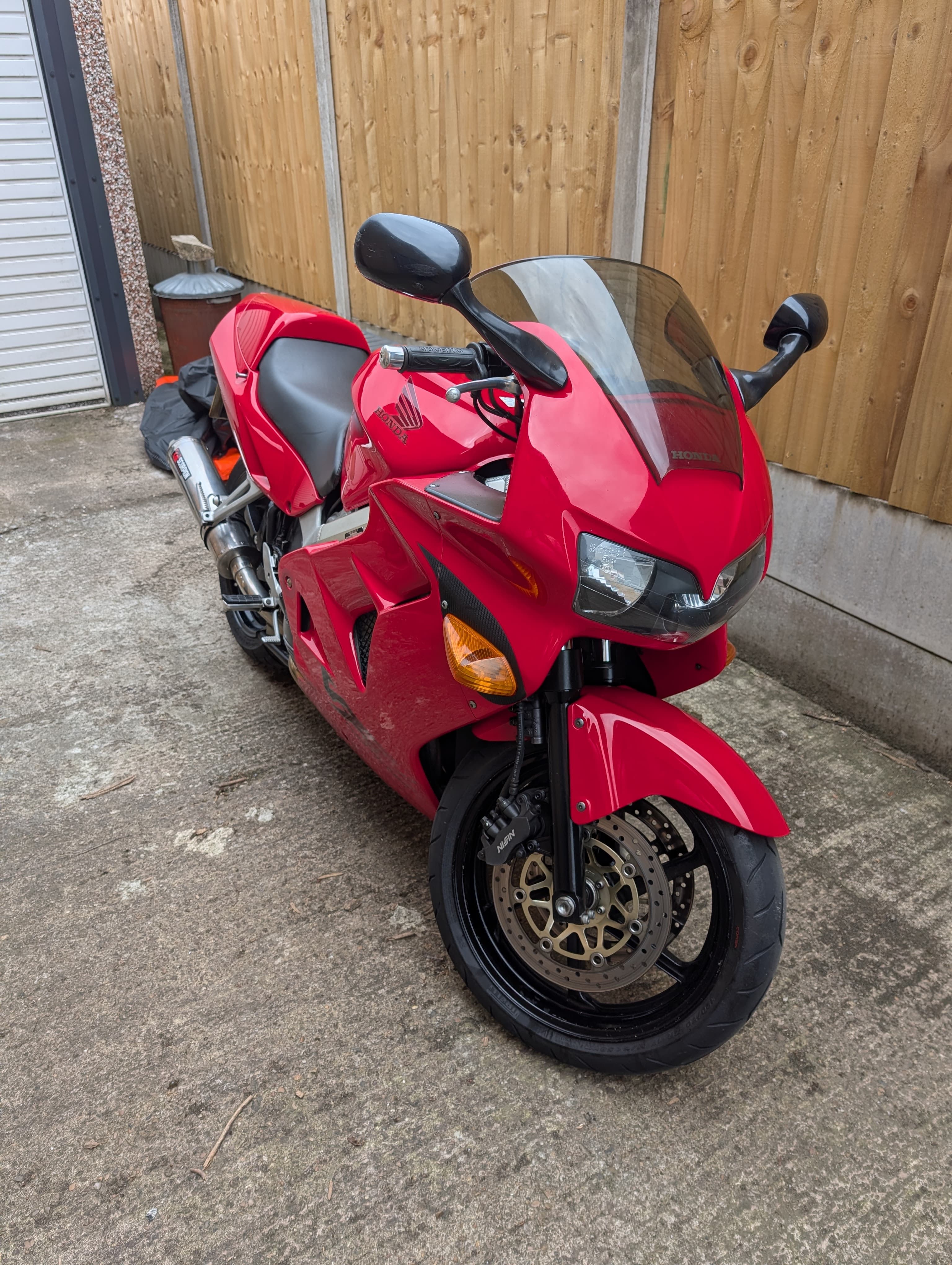 2000 Honda VFR800F