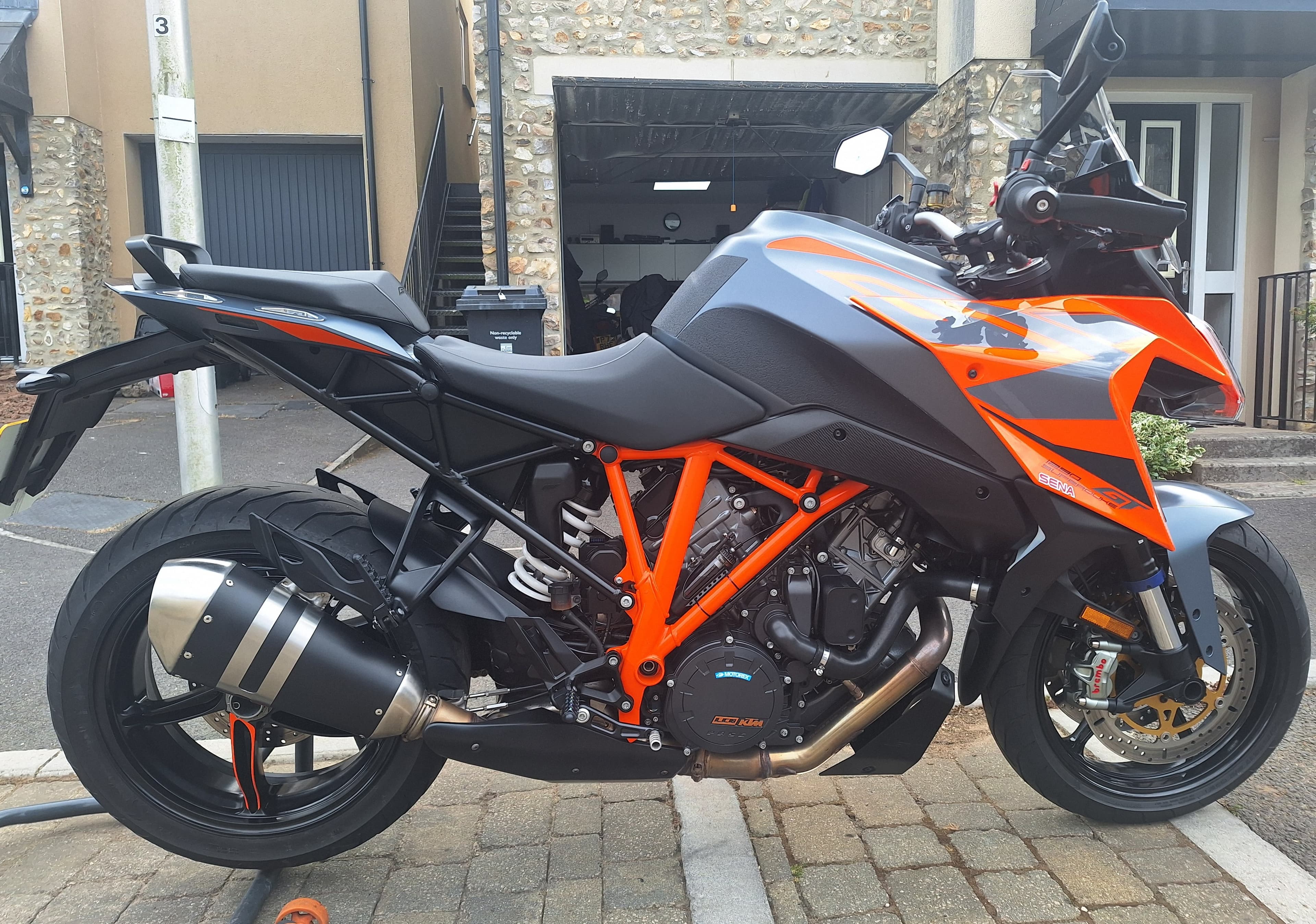 2022 Ktm 1290 SUPERDUKE GT 22