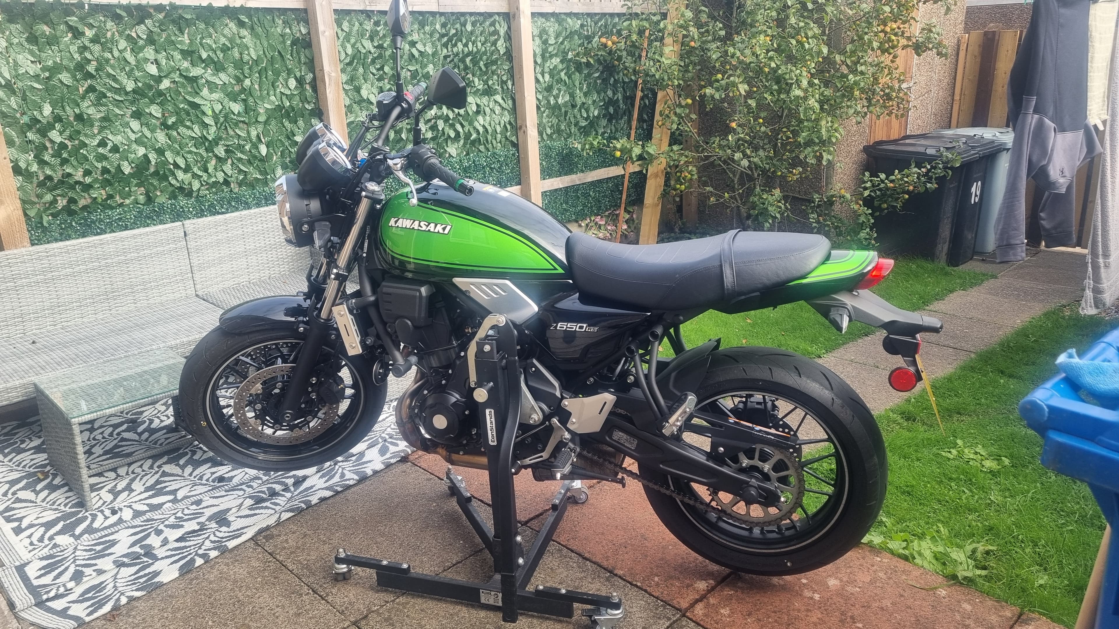 2025 Kawasaki ER 650 RSFBB